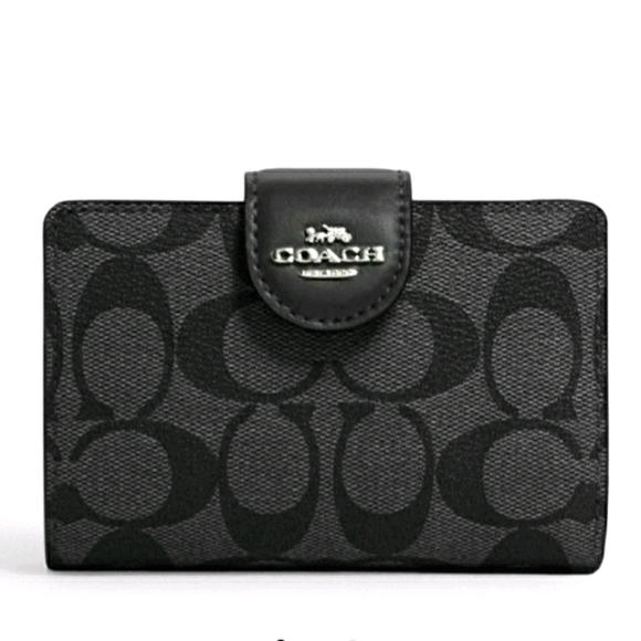 Coach Handbags - ❤Coach | Signature Medium Corner Zip Wallet